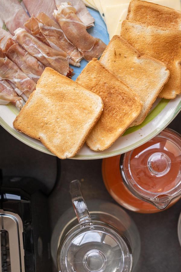 Le Cinque Stanze Palermo Room&Breakfast Εξωτερικό φωτογραφία