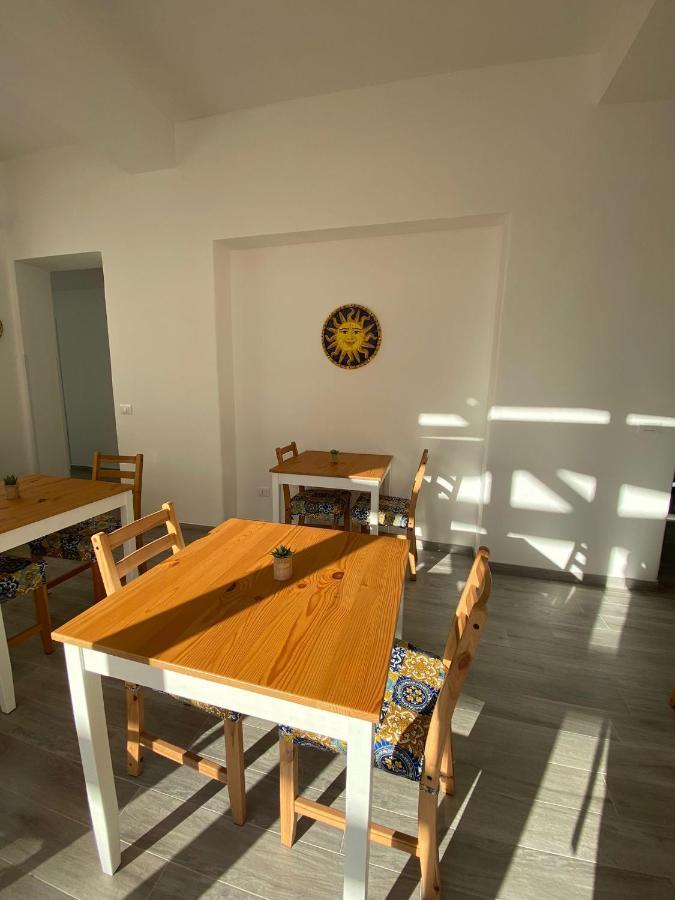 Le Cinque Stanze Palermo Room&Breakfast Εξωτερικό φωτογραφία